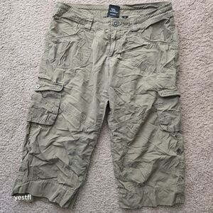 KUHL Cotton/Nylon Green Roll-Tab Cargo Hiking Pedal Pusher Pants - Shorts 6